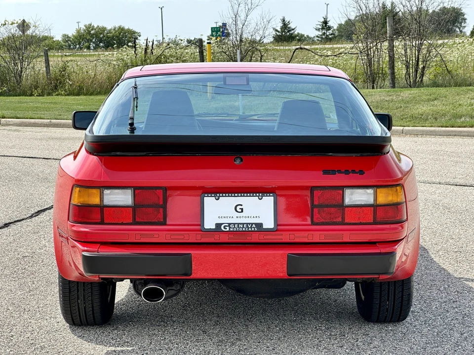 1987 Porsche 944 - Image 22 of 31