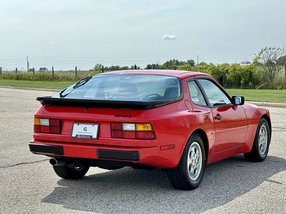1987 Porsche 944 - Image 19 of 31