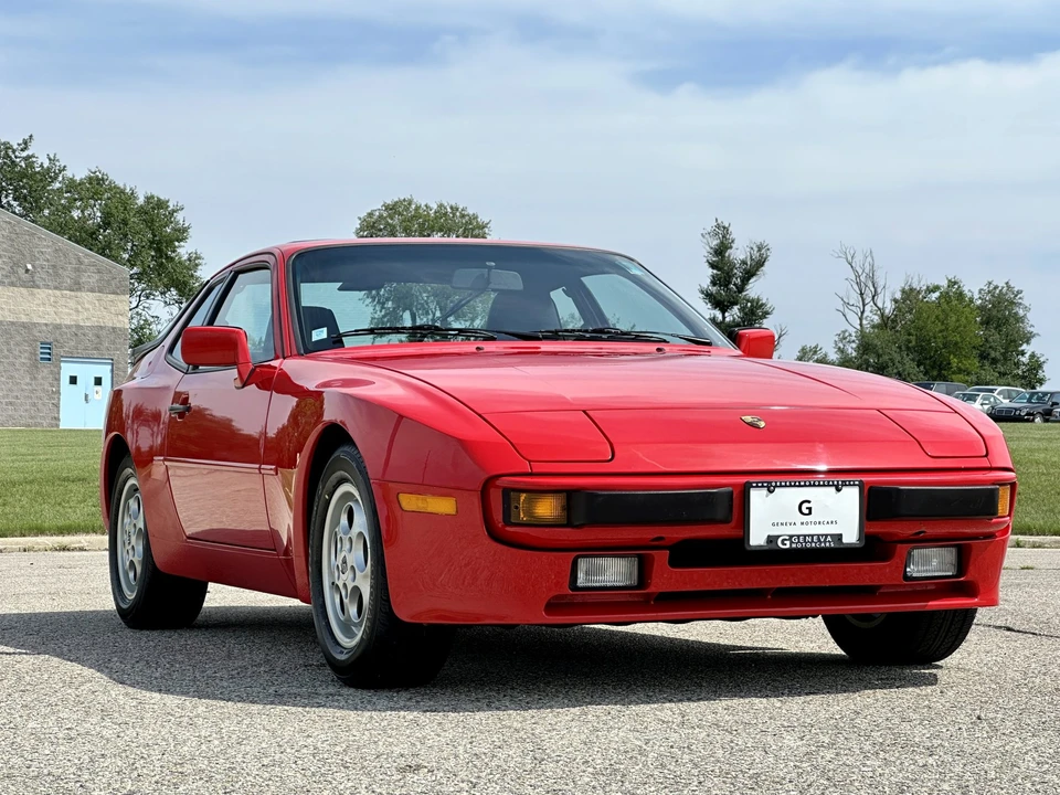1987 Porsche 944 - Image 13 of 31