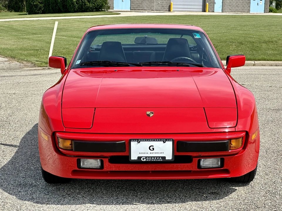 1987 Porsche 944 - Image 10 of 31