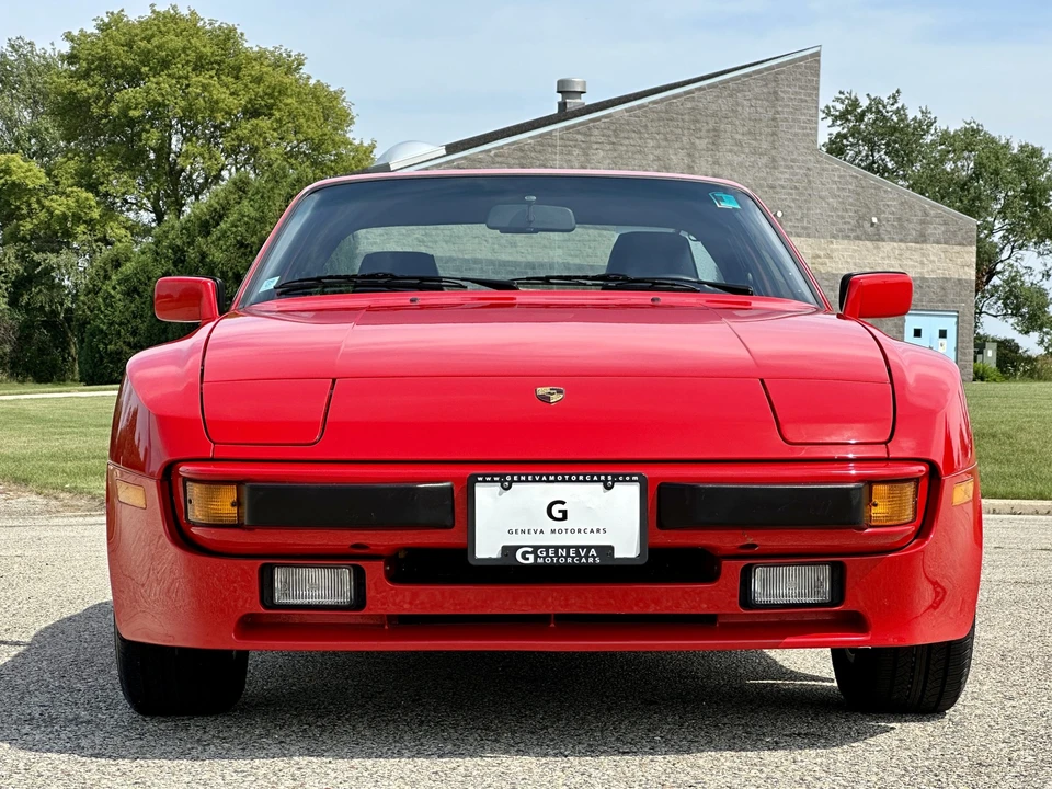 1987 Porsche 944 - Image 11 of 31