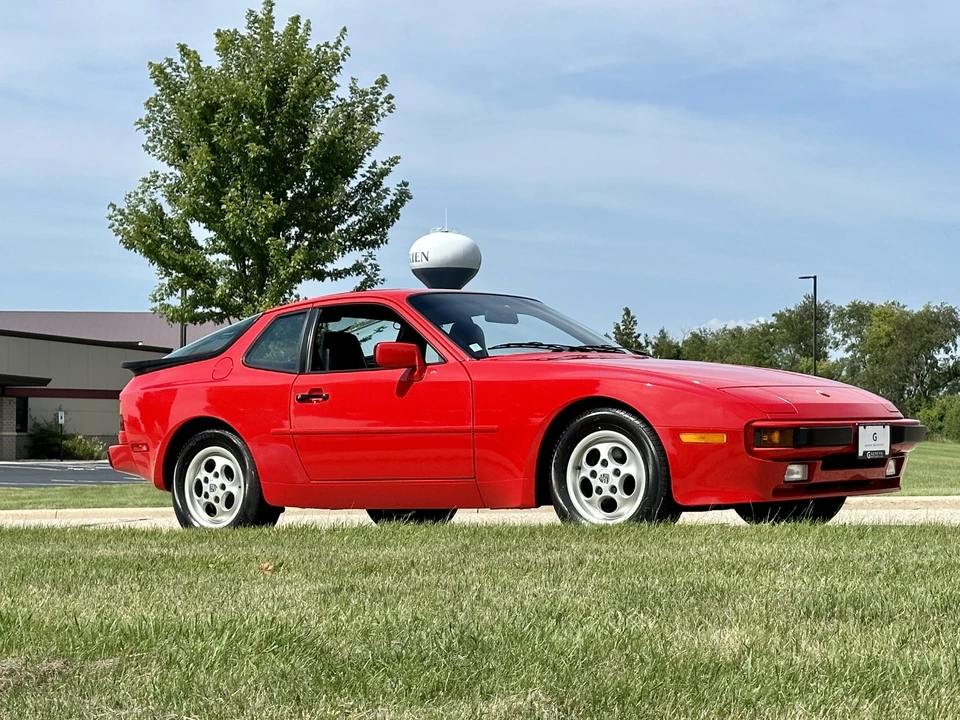 1987 Porsche 944 - Image 15 of 31