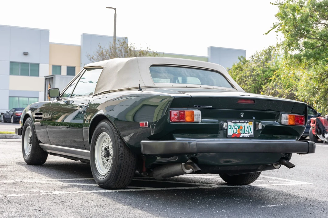 1988 Aston Martin DBS V8 & V8 & V8 Vantage - Image 4 of 31
