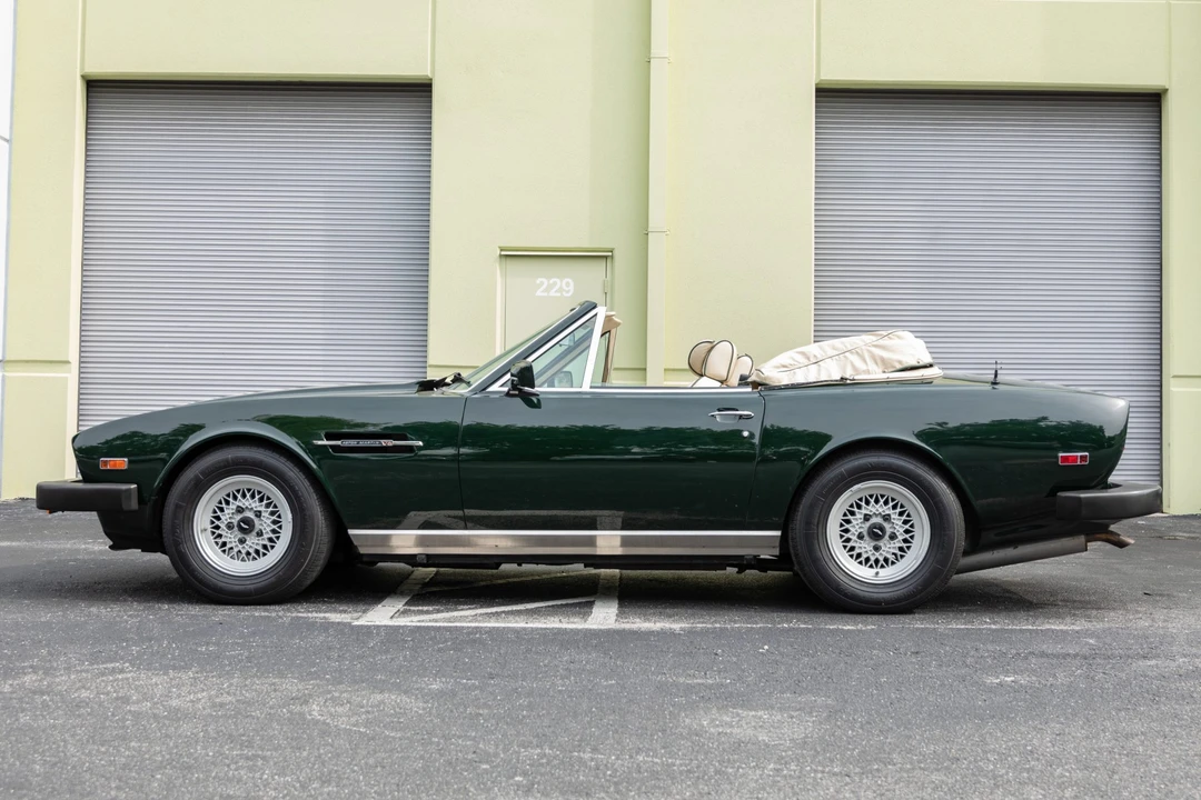 1988 Aston Martin DBS V8 & V8 & V8 Vantage - Image 11 of 31