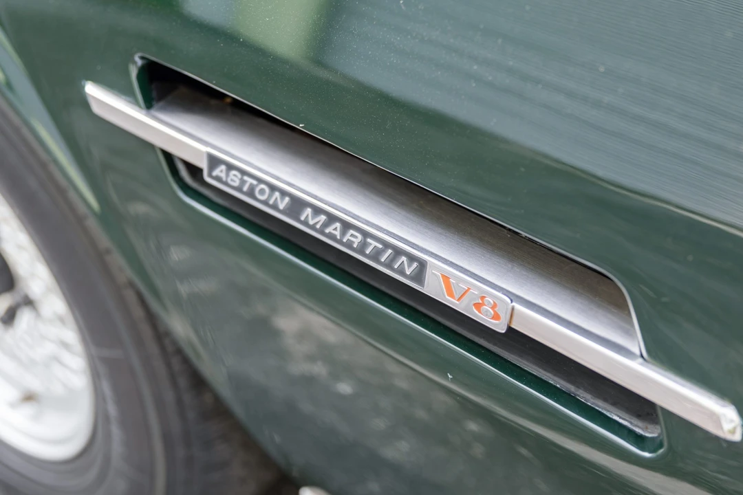 1988 Aston Martin DBS V8 & V8 & V8 Vantage - Image 30 of 31