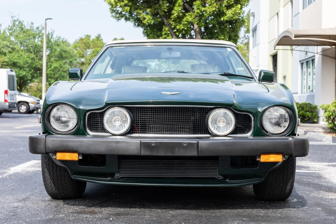 1988 Aston Martin DBS V8 & V8 & V8 Vantage - Image 9 of 31