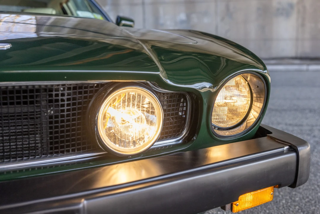 1988 Aston Martin - Image 29 of 31