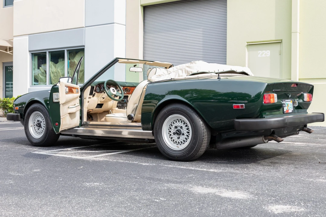 1988 Aston Martin DBS V8 & V8 & V8 Vantage - Image 12 of 31