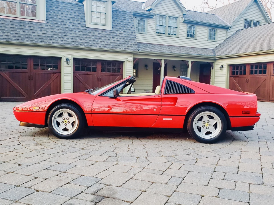 1988 Ferrari 328 GTS - Image 12 of 31
