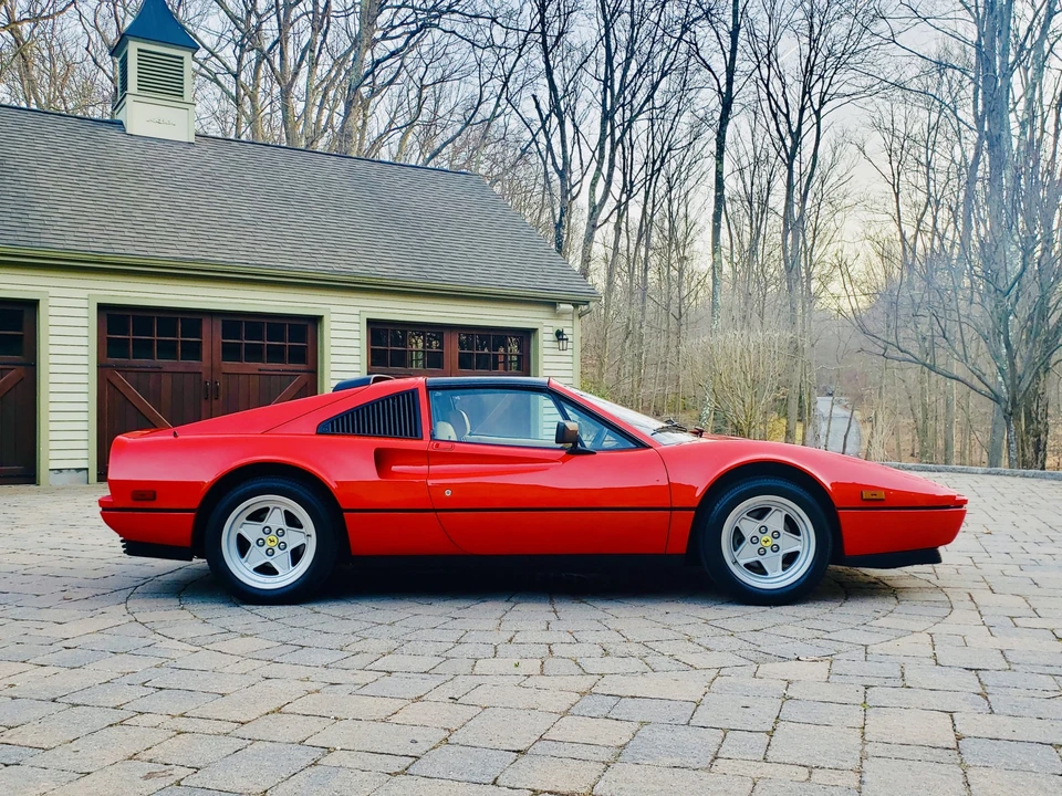 1988 Ferrari 328 GTS - Image 22 of 31