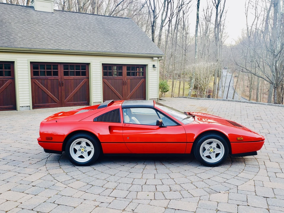 1988 Ferrari 328 GTS - Image 23 of 31