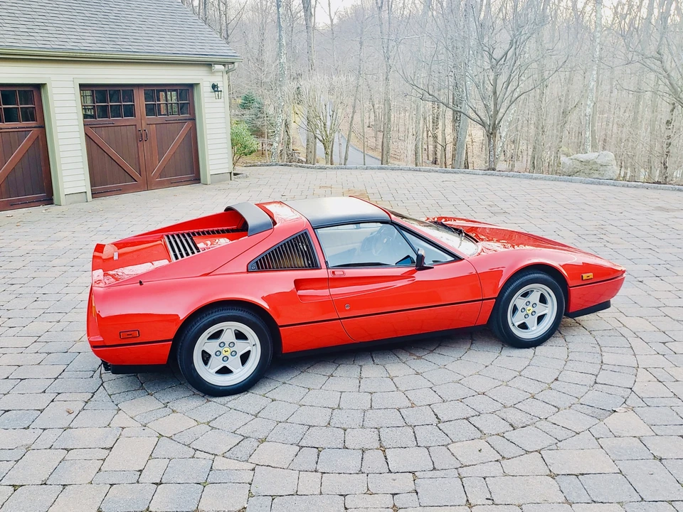 1988 Ferrari 328 GTS - Image 27 of 31
