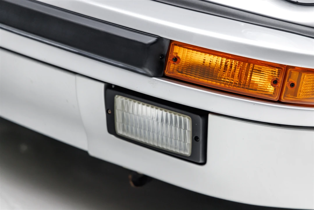 1989 Porsche 911 Carrera 3.2 - Image 27 of 31