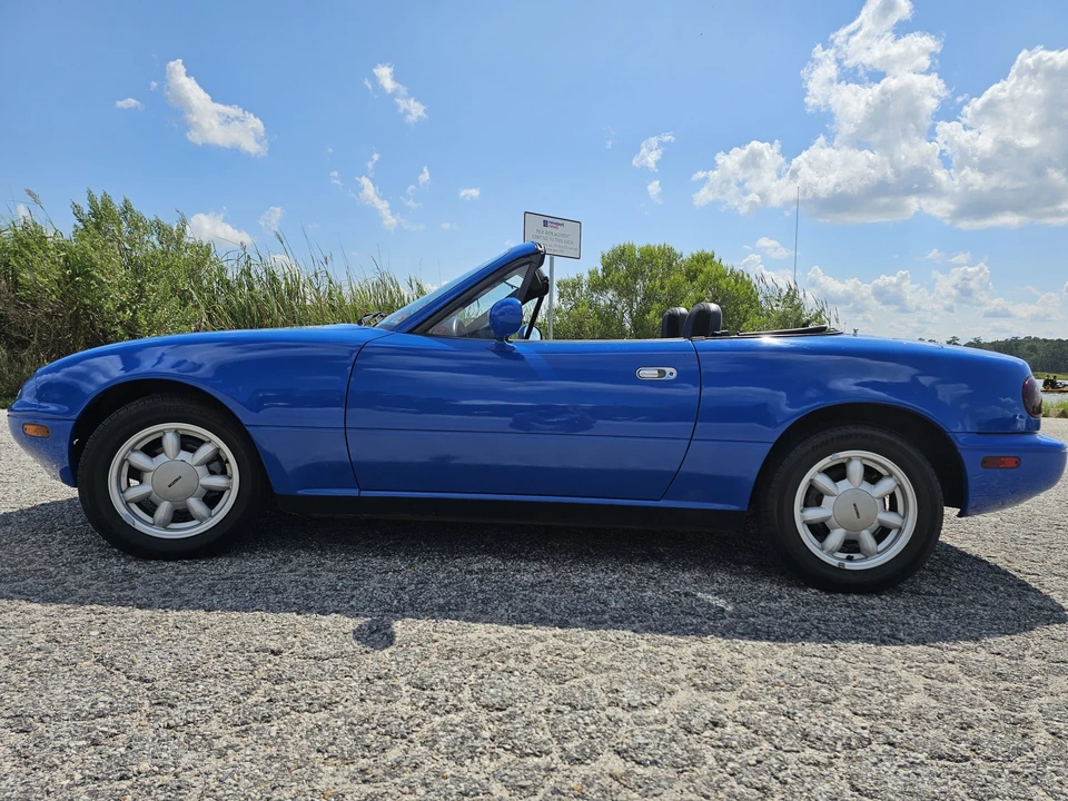 1990 Mazda NA MX-5 Miata - Image 19 of 31