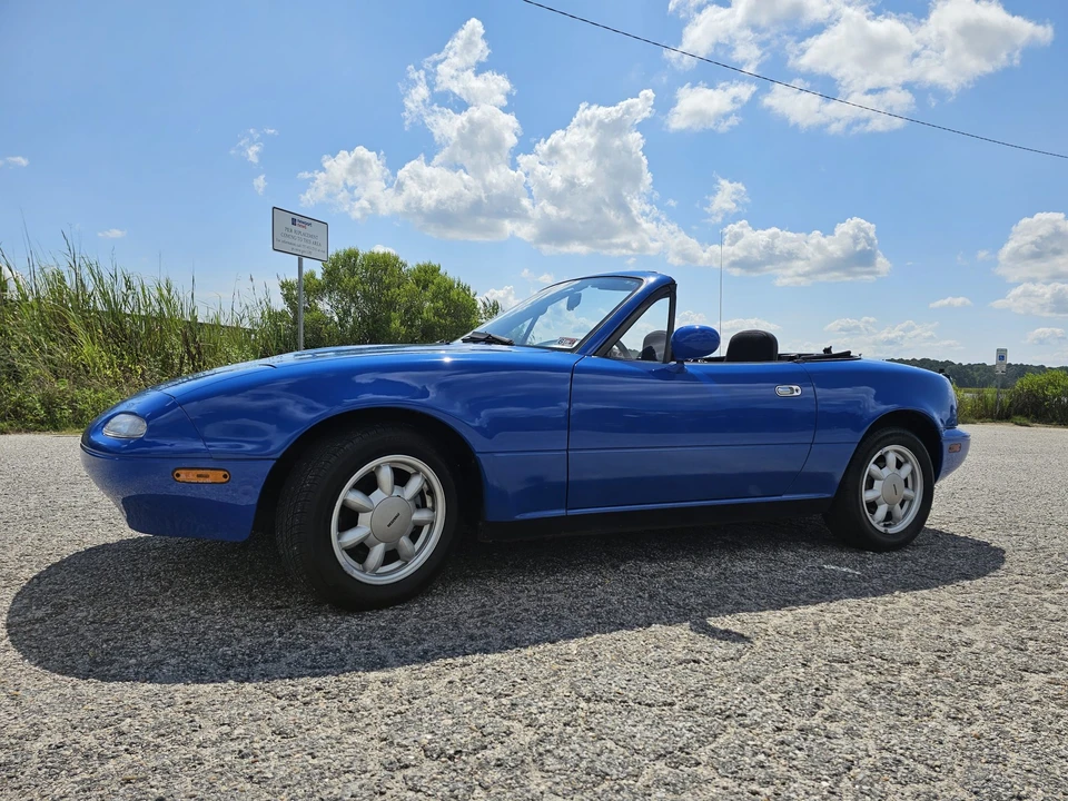 1990 Mazda NA MX-5 Miata - Image 21 of 31