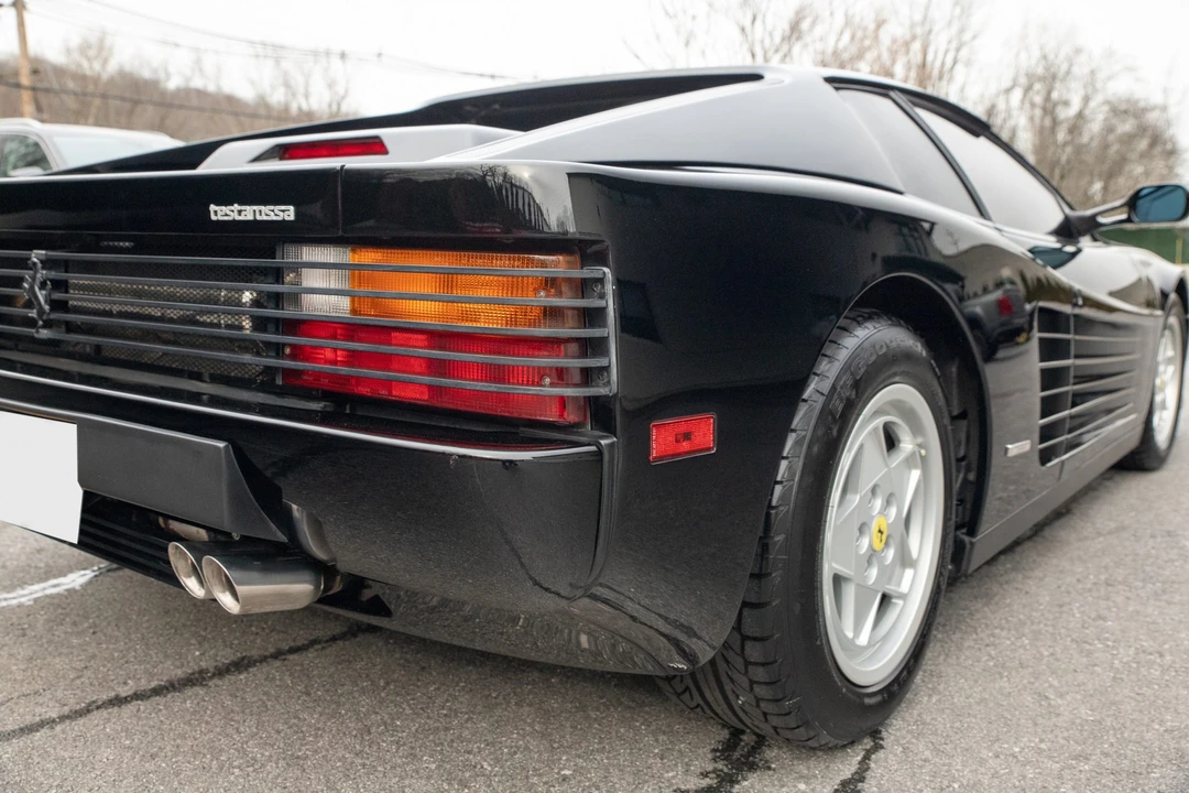 1991 Ferrari Testarossa - Image 28 of 31