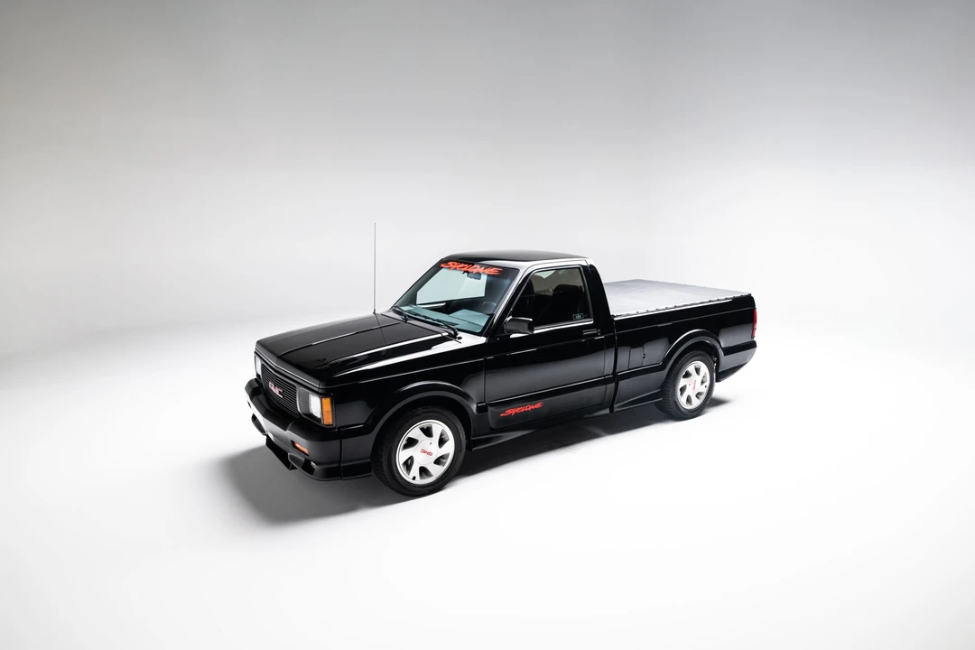 1991 GMC Syclone - Image 2 of 31