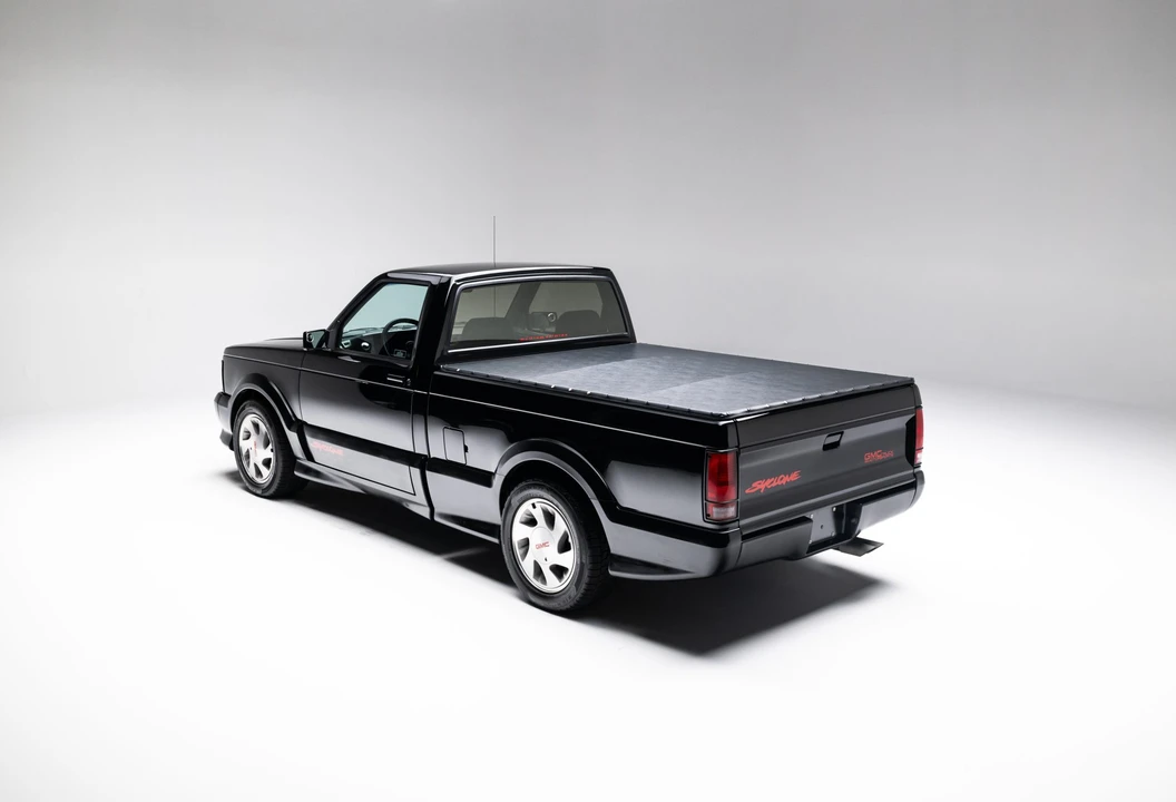 1991 GMC Syclone - Image 17 of 31