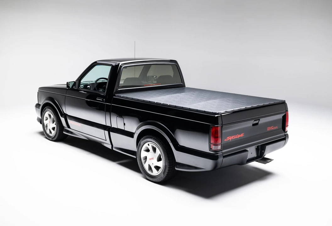 1991 GMC Syclone - Image 18 of 31