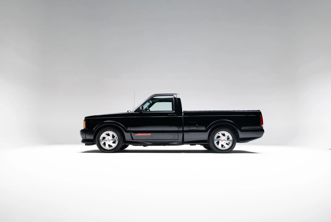 1991 GMC Syclone - Image 7 of 31