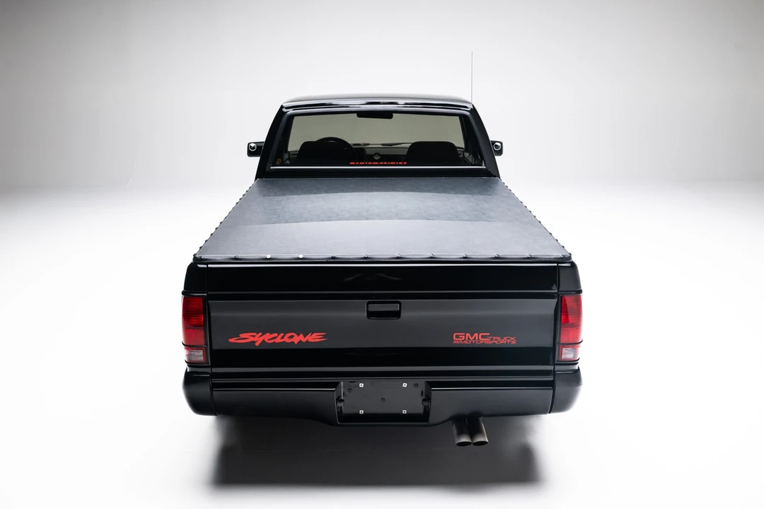 1991 GMC Syclone - Image 24 of 31