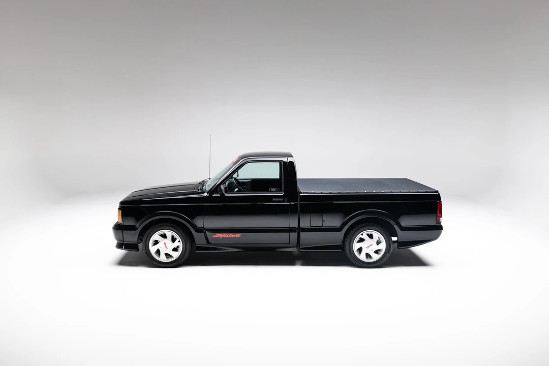 1991 GMC Syclone - Image 11 of 31