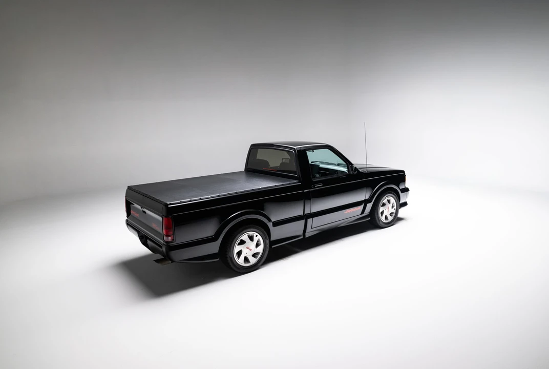 1991 GMC Syclone - Image 29 of 31