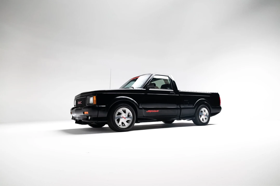 1991 GMC Syclone - Image 6 of 31