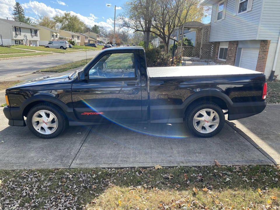 1991 GMC Syclone - Image 7 of 31