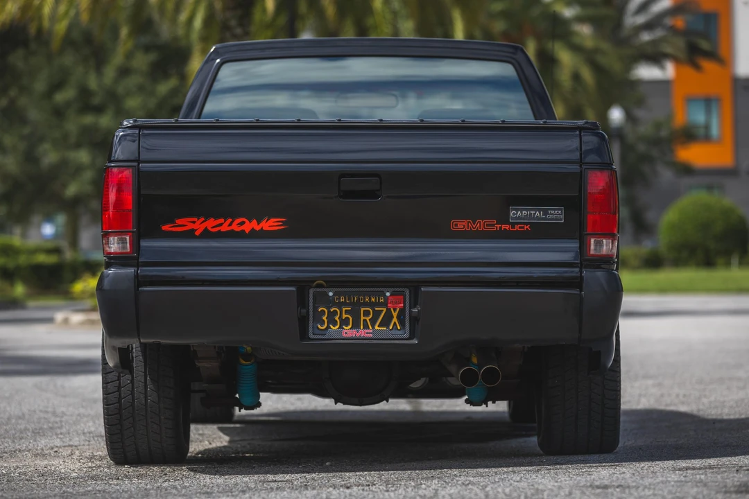 1991 GMC Syclone - Image 7 of 31