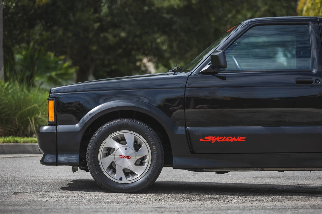 1991 GMC Syclone - Image 15 of 31