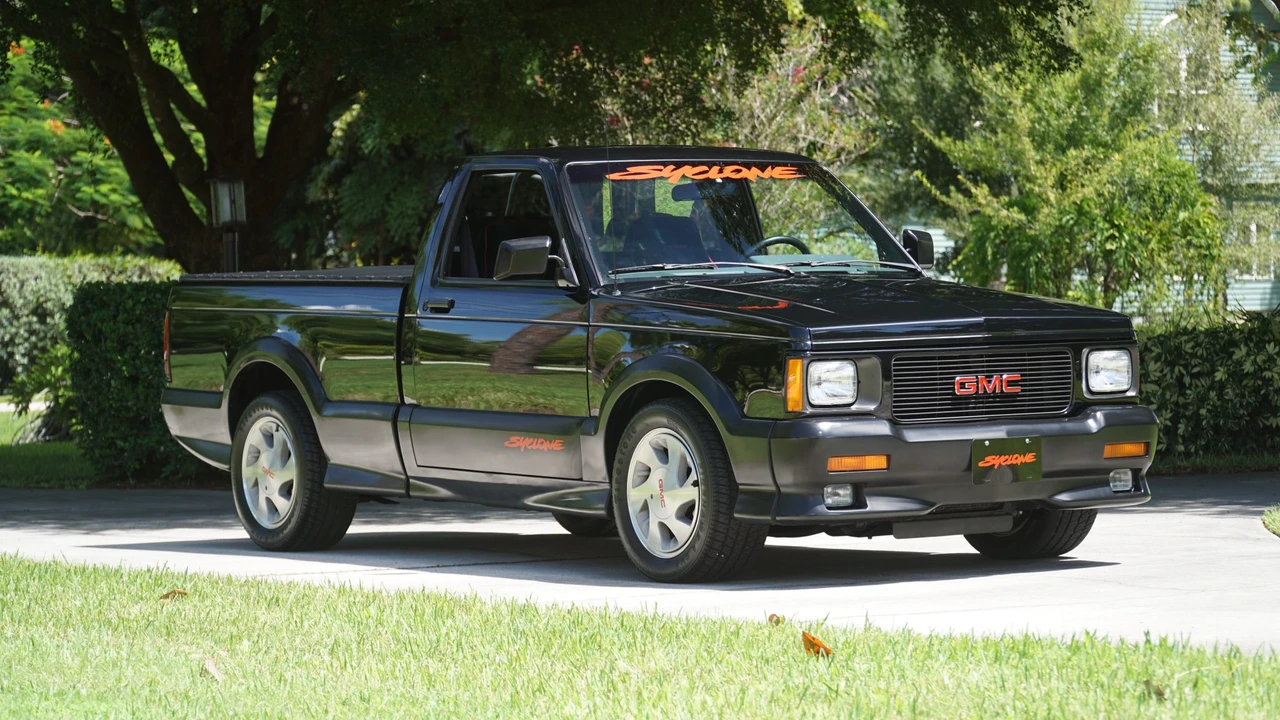 1991 GMC Syclone - Image 15 of 31