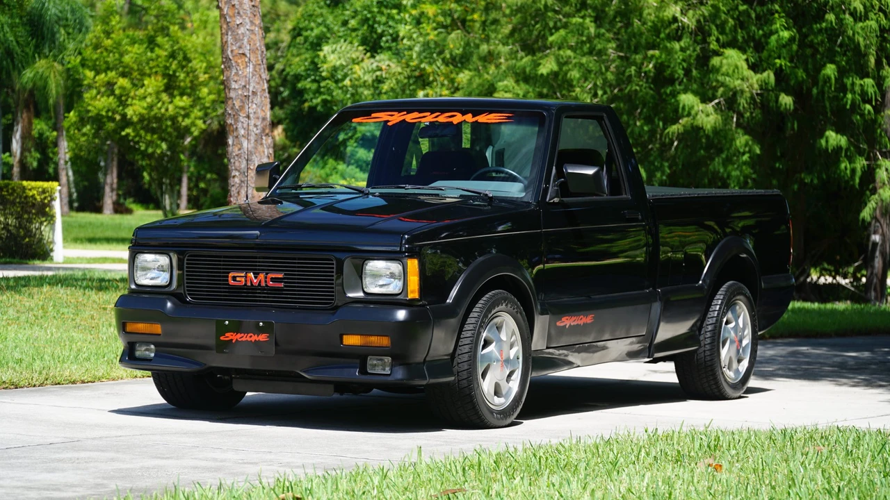 1991 GMC Syclone - Image 3 of 31