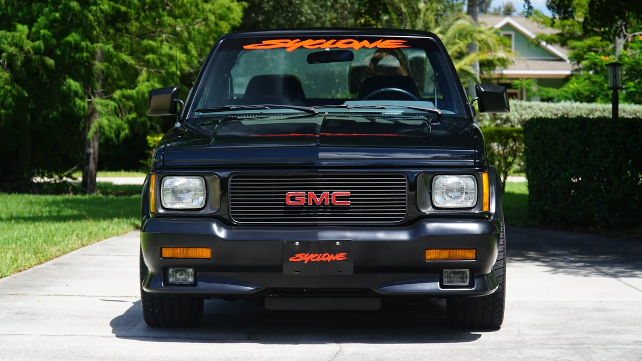 1991 GMC Syclone - Image 18 of 31