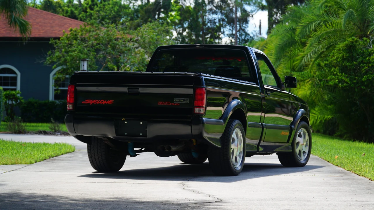 1991 GMC Syclone - Image 12 of 31