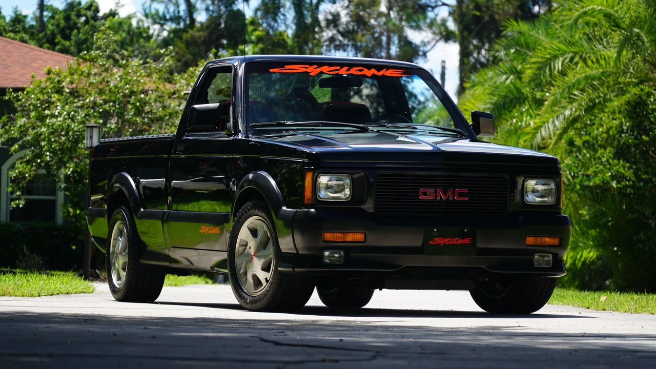 1991 GMC Syclone - Image 16 of 31
