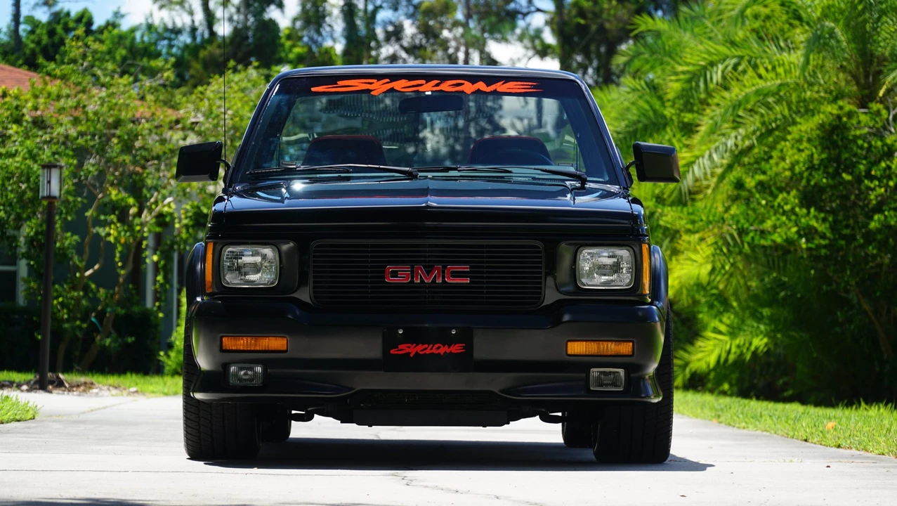 1991 GMC Syclone - Image 20 of 31