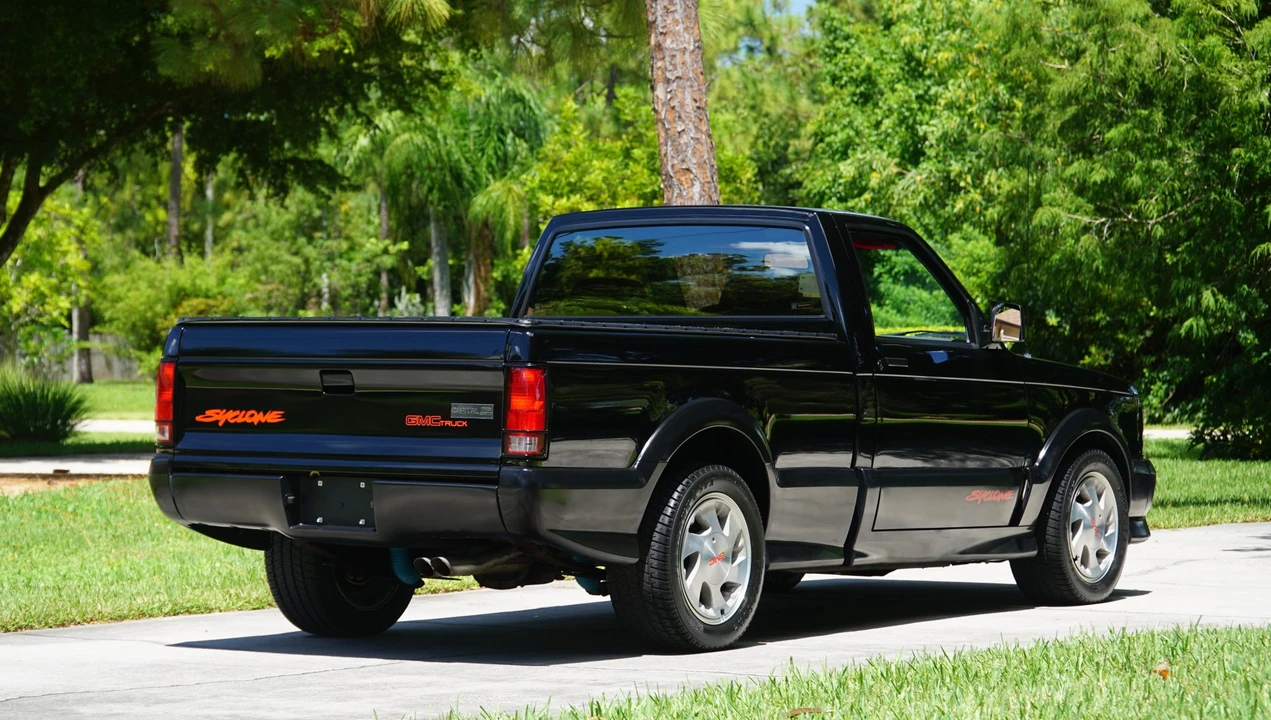 1991 GMC Syclone - Image 13 of 31
