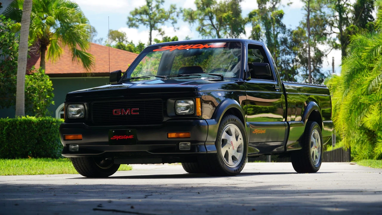 1991 GMC Syclone - Image 4 of 31