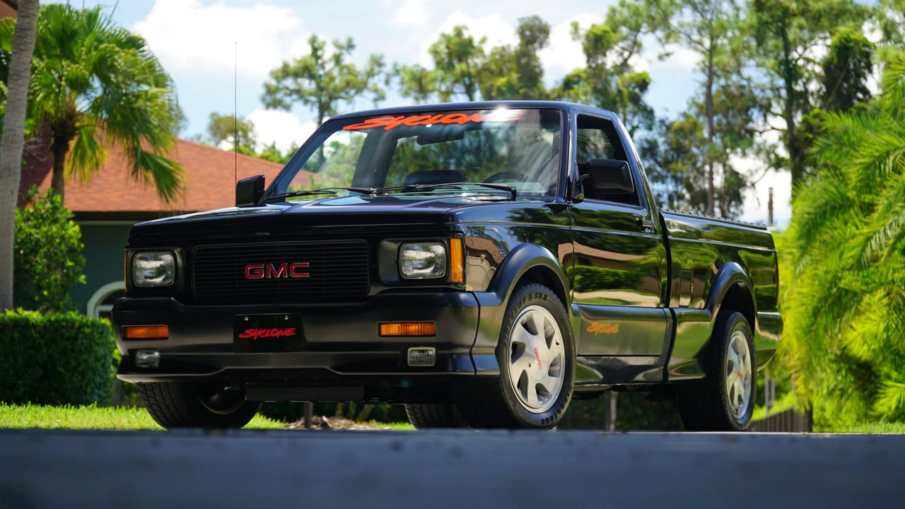 1991 GMC Syclone - Image 5 of 31