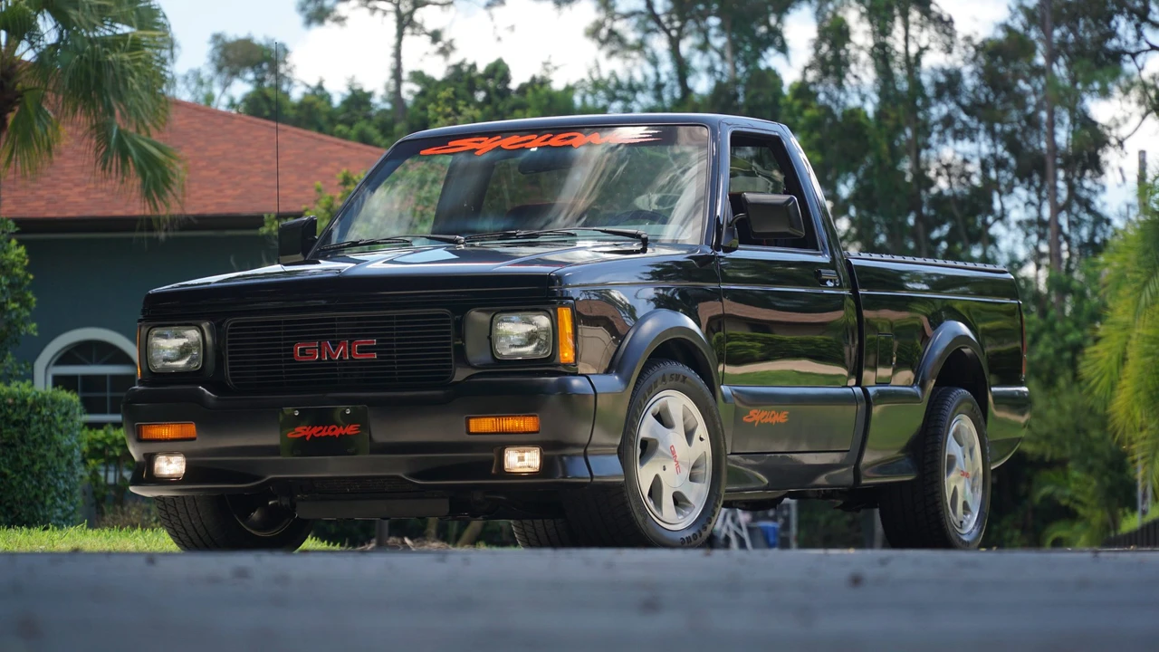 1991 GMC Syclone - Image 23 of 31