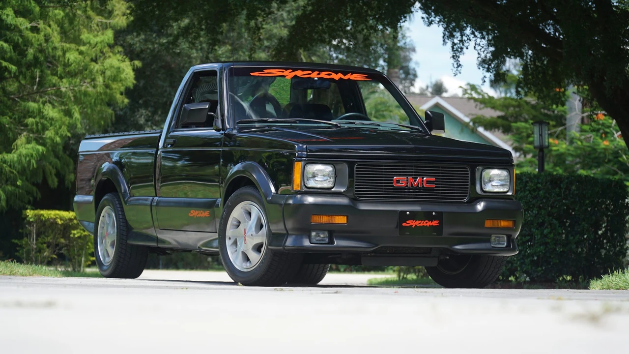 1991 GMC Syclone - Image 17 of 31