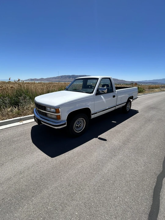 1992 Chevrolet C/K 4th Gen - Image 4 of 31