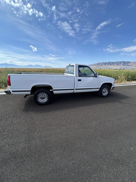 1992 Chevrolet C/K 4th Gen - Image 25 of 31