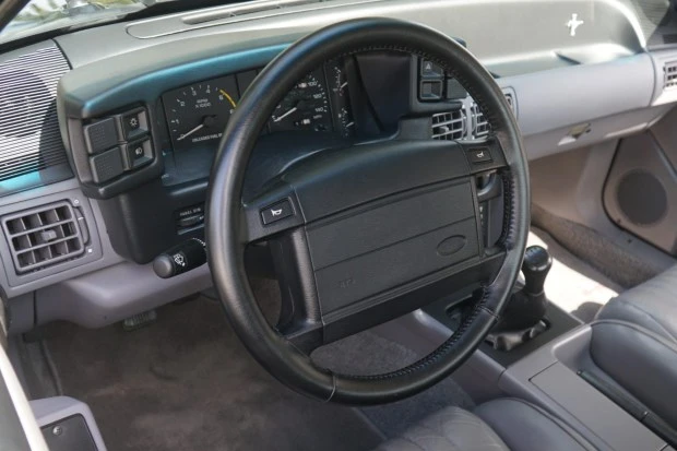 1993 Ford Mustang 3rd Gen - Image 5 of 8