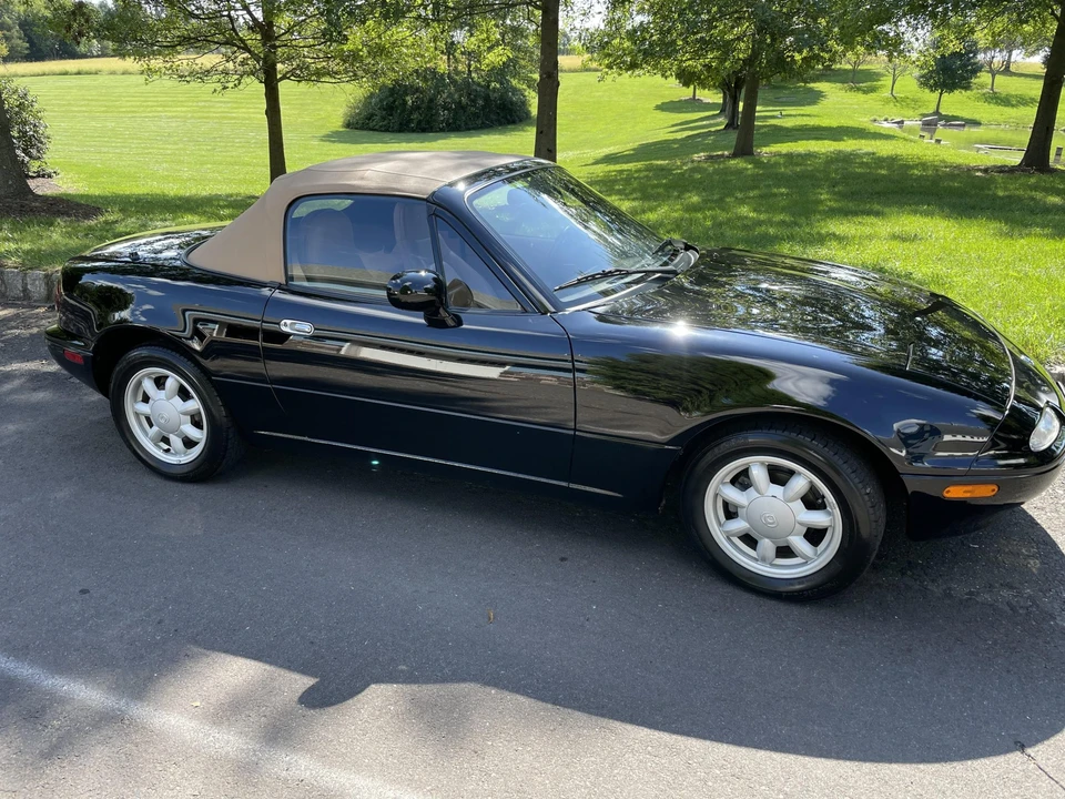 1993 Mazda NA MX-5 Miata - Image 21 of 31