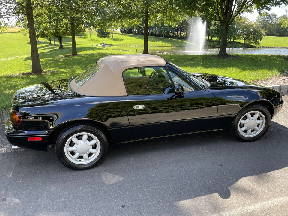 1993 Mazda NA MX-5 Miata - Image 20 of 31