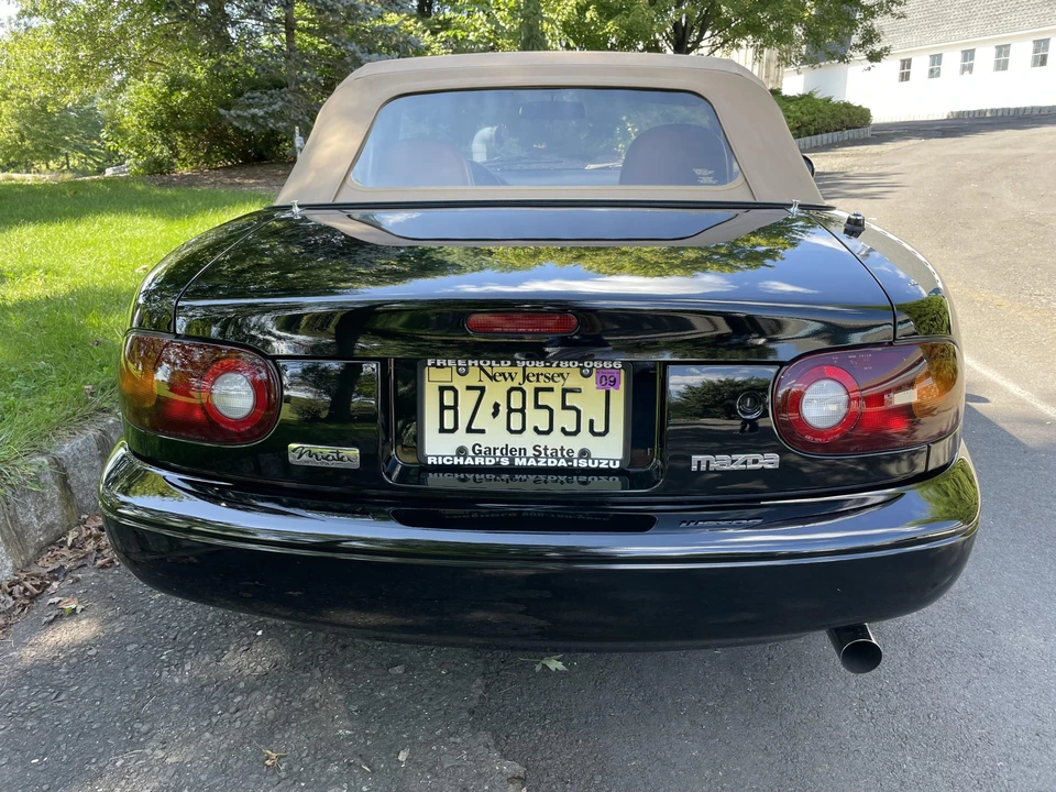 1993 Mazda NA MX-5 Miata - Image 17 of 31