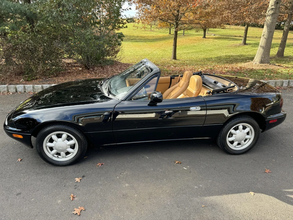 1993 Mazda NA MX-5 Miata - Image 3 of 31