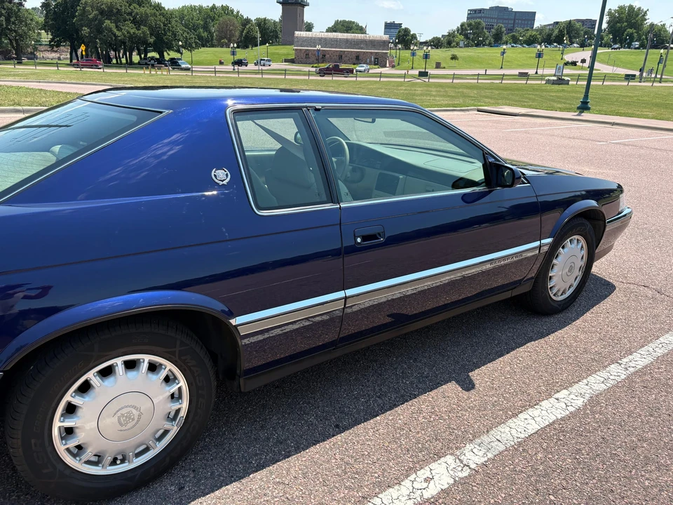 1994 Cadillac Eldorado 12th Gen - Image 17 of 31